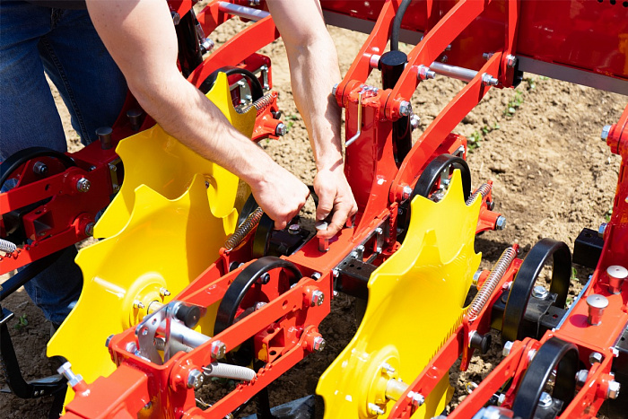 Культиватор пропашный Pottinger FLEXCARE V 4700